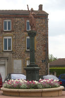Balbigny - Place de Verdun